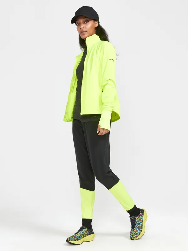 1908725-999851_ADV Essence Training Pants W_Closeup5.jpg